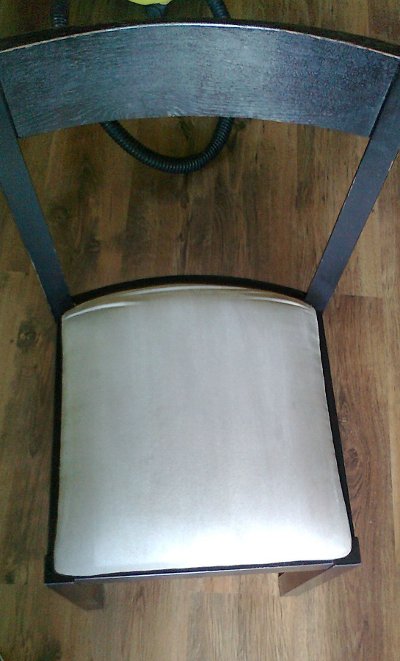 Ижевск химчистка мебели (обеденный стул). Кухонный стул с замшевым сидением после чистки